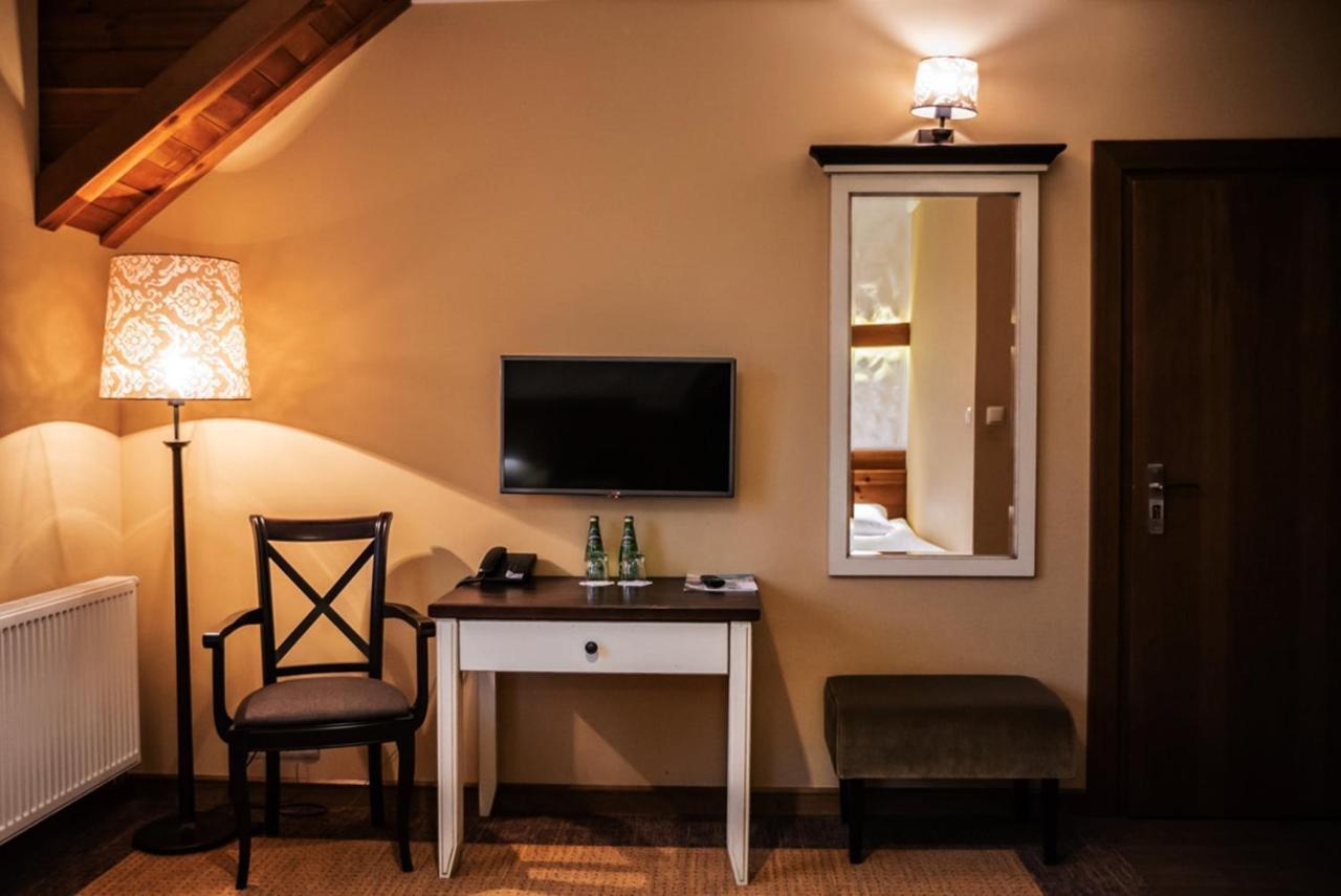 Hotel Folwark Lekuk Łękuk Mały Exteriér fotografie