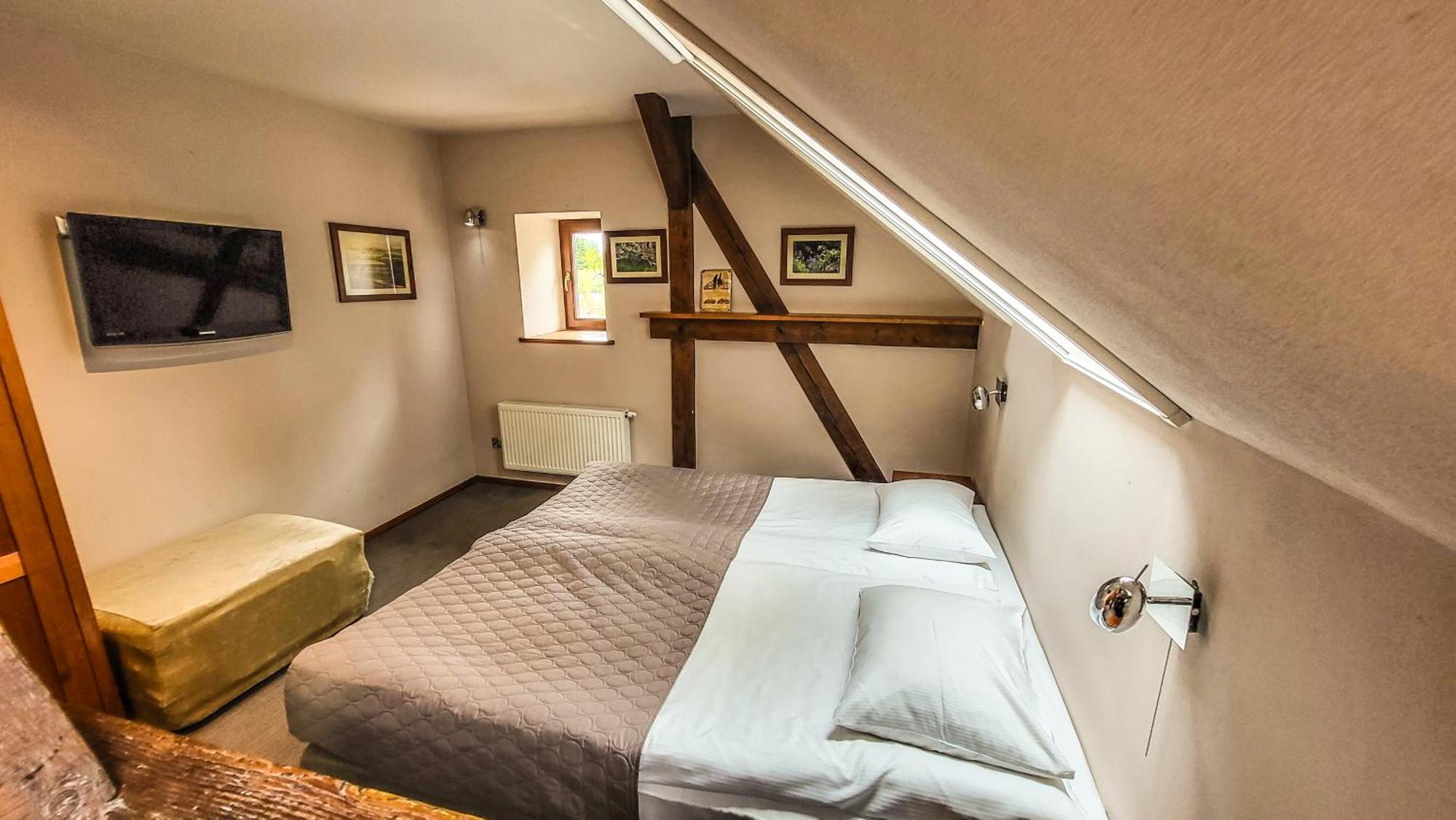 Hotel Folwark Lekuk Łękuk Mały Exteriér fotografie