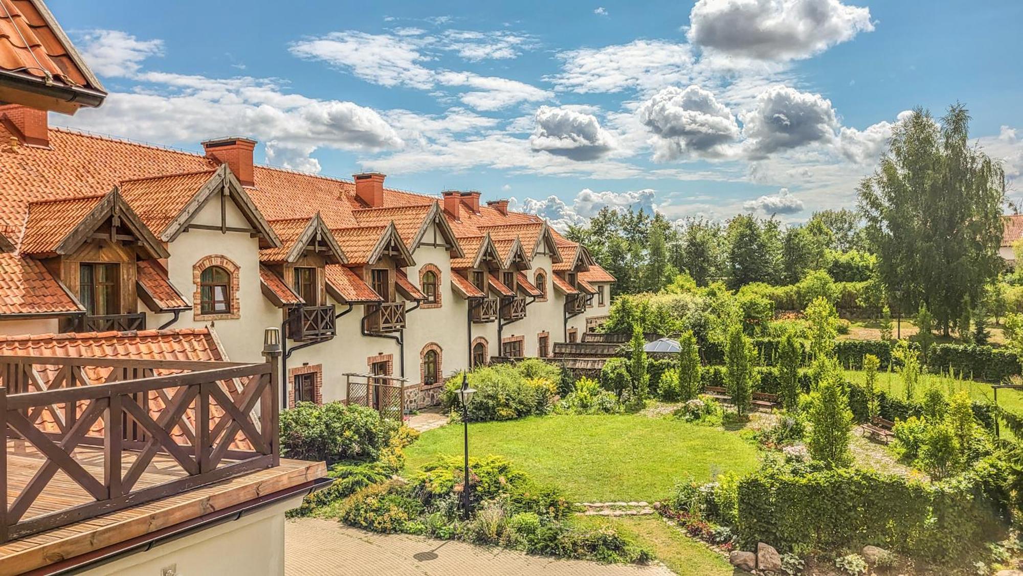 Hotel Folwark Lekuk Łękuk Mały Exteriér fotografie